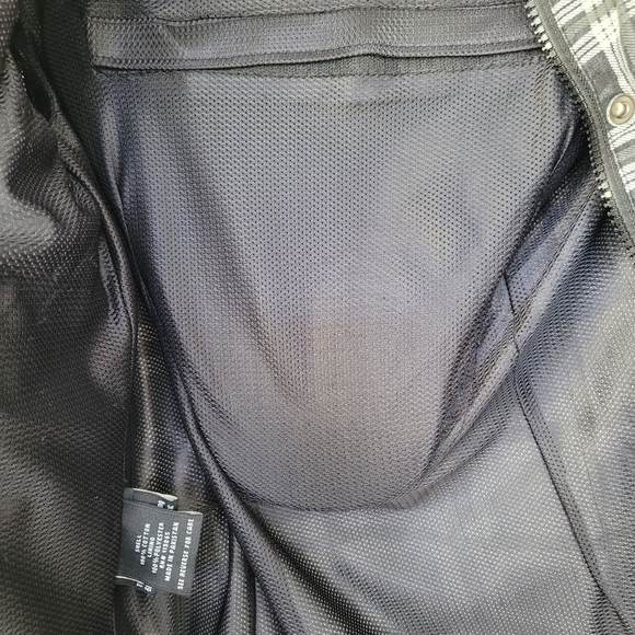 Motorcycle Riding Protection Jacket - Picture 8 of 8